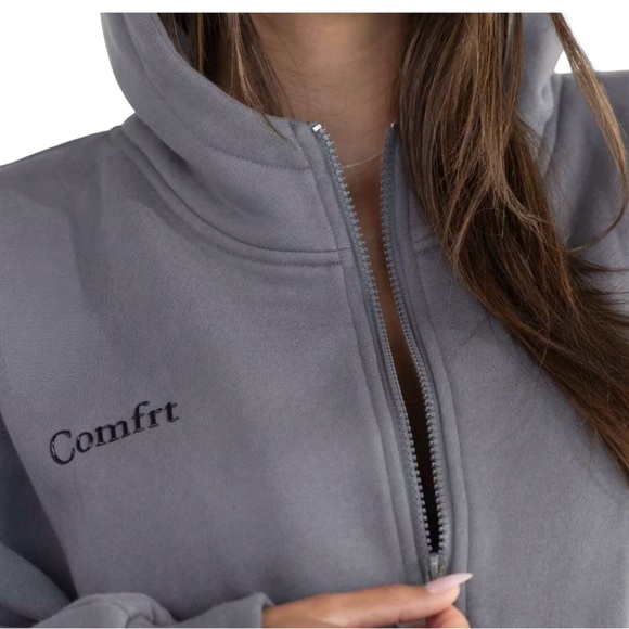 Comfrt *NEW* Cloud Zip Hoodie Wolf Grey Size Small Unisex Sizing - Picture 2 of 4